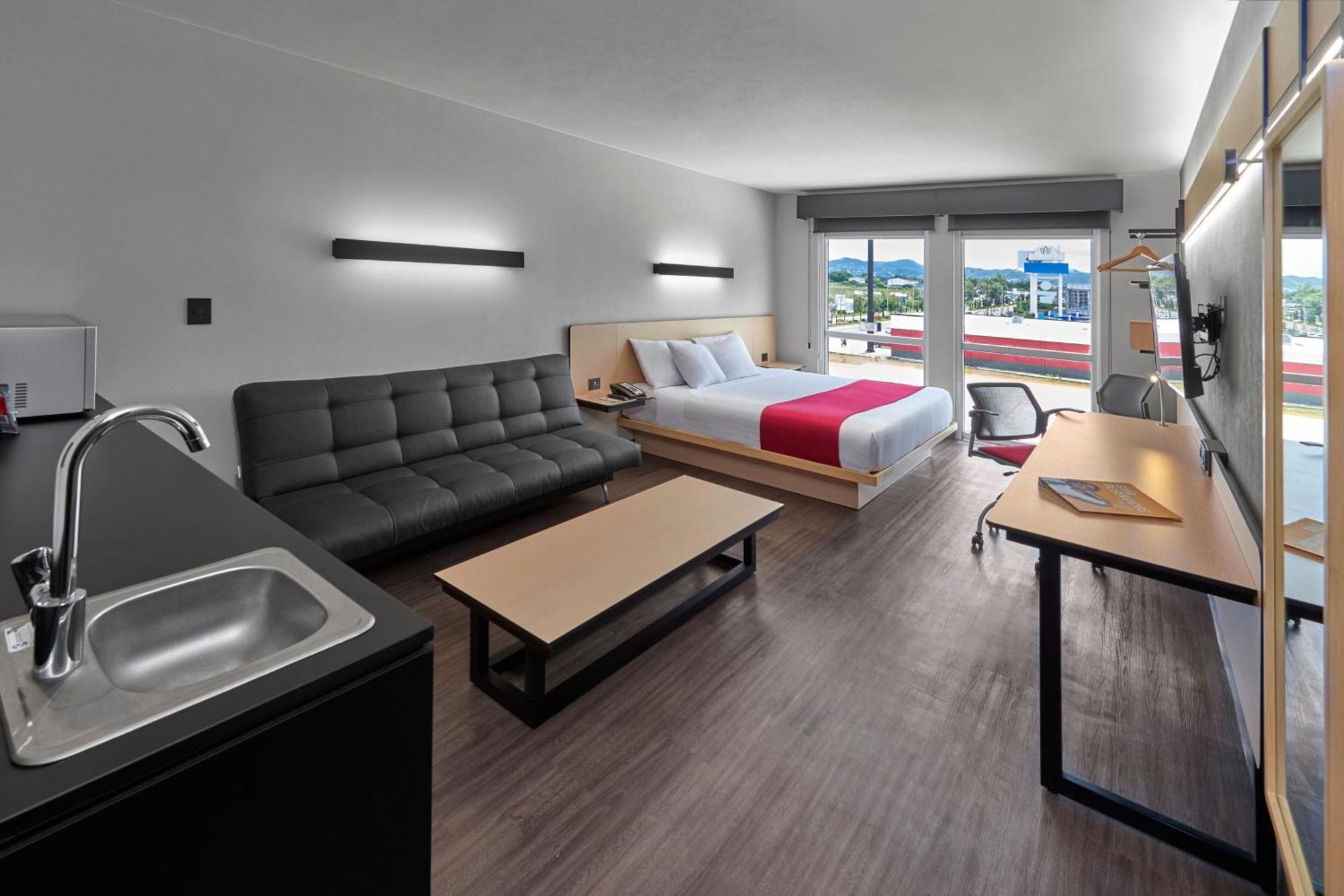 City Express By Marriott Comitan Buitenkant foto