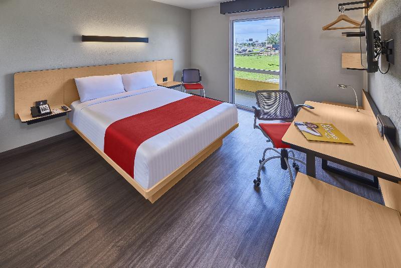 City Express By Marriott Comitan Buitenkant foto