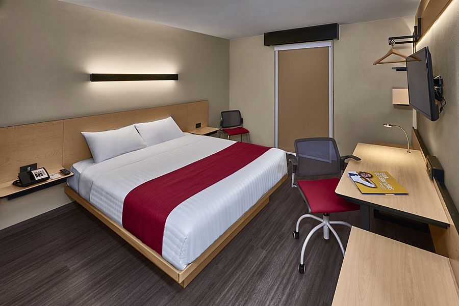 City Express By Marriott Comitan Buitenkant foto